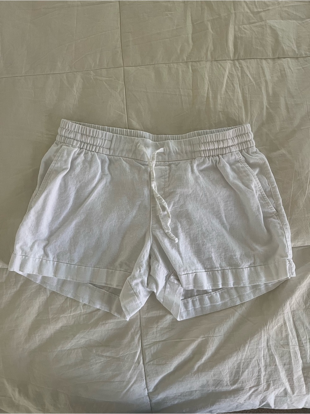 Old Navy White Linen Blend Drawstring Shorts